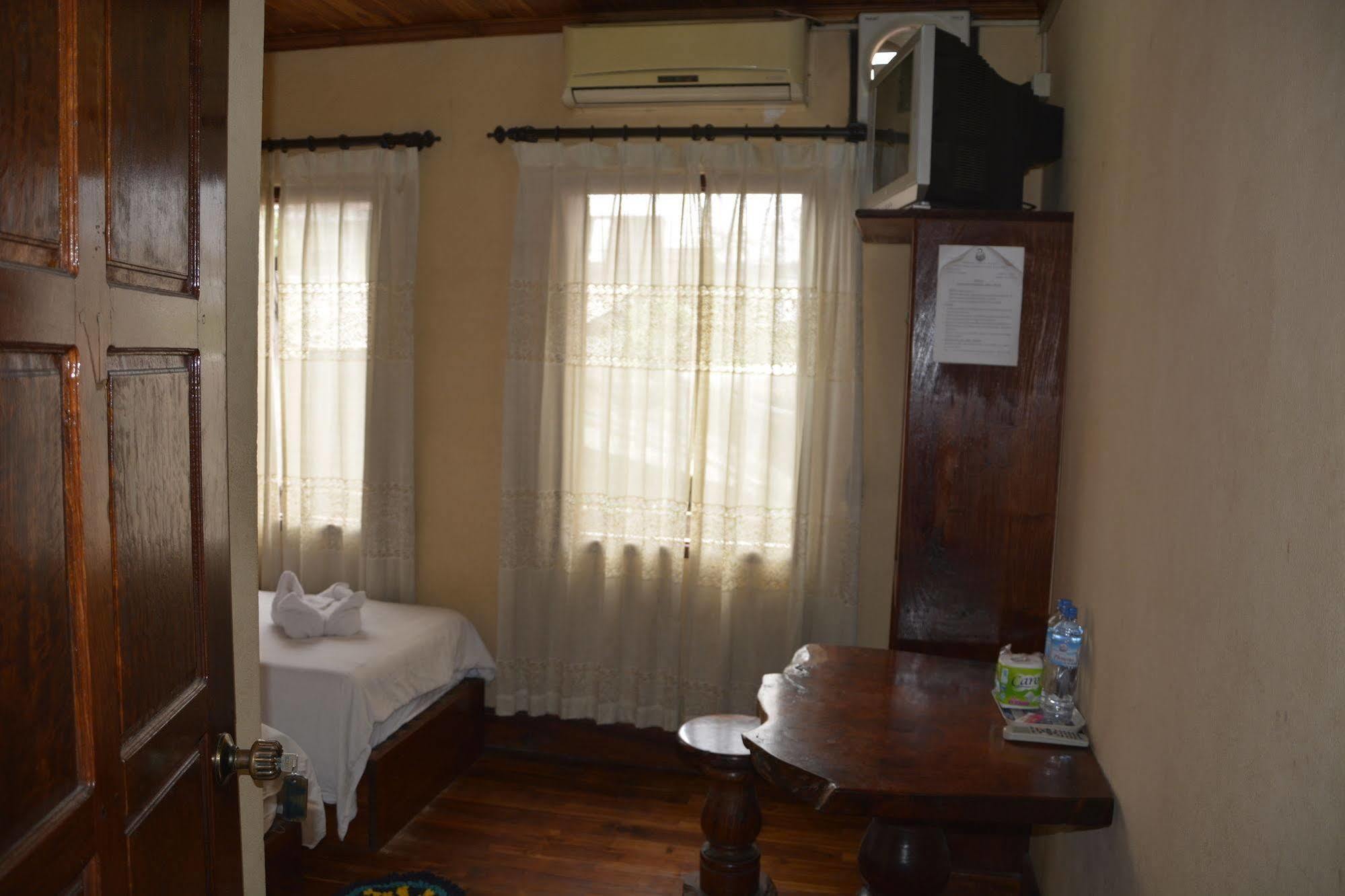 Silikhane Guesthouse Luang Prabang Esterno foto