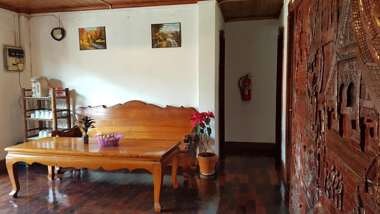 Silikhane Guesthouse Luang Prabang Esterno foto