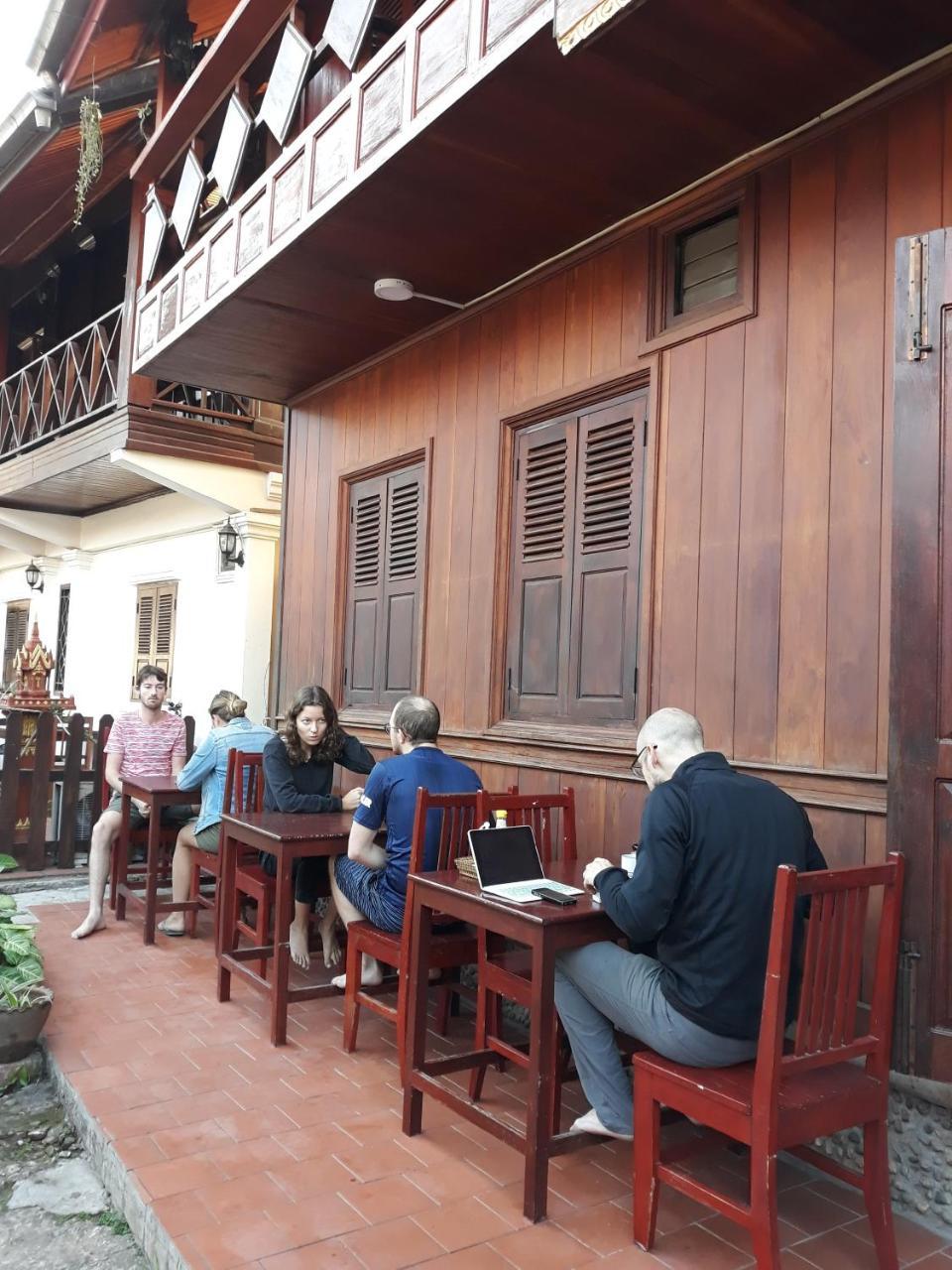 Silikhane Guesthouse Luang Prabang Esterno foto