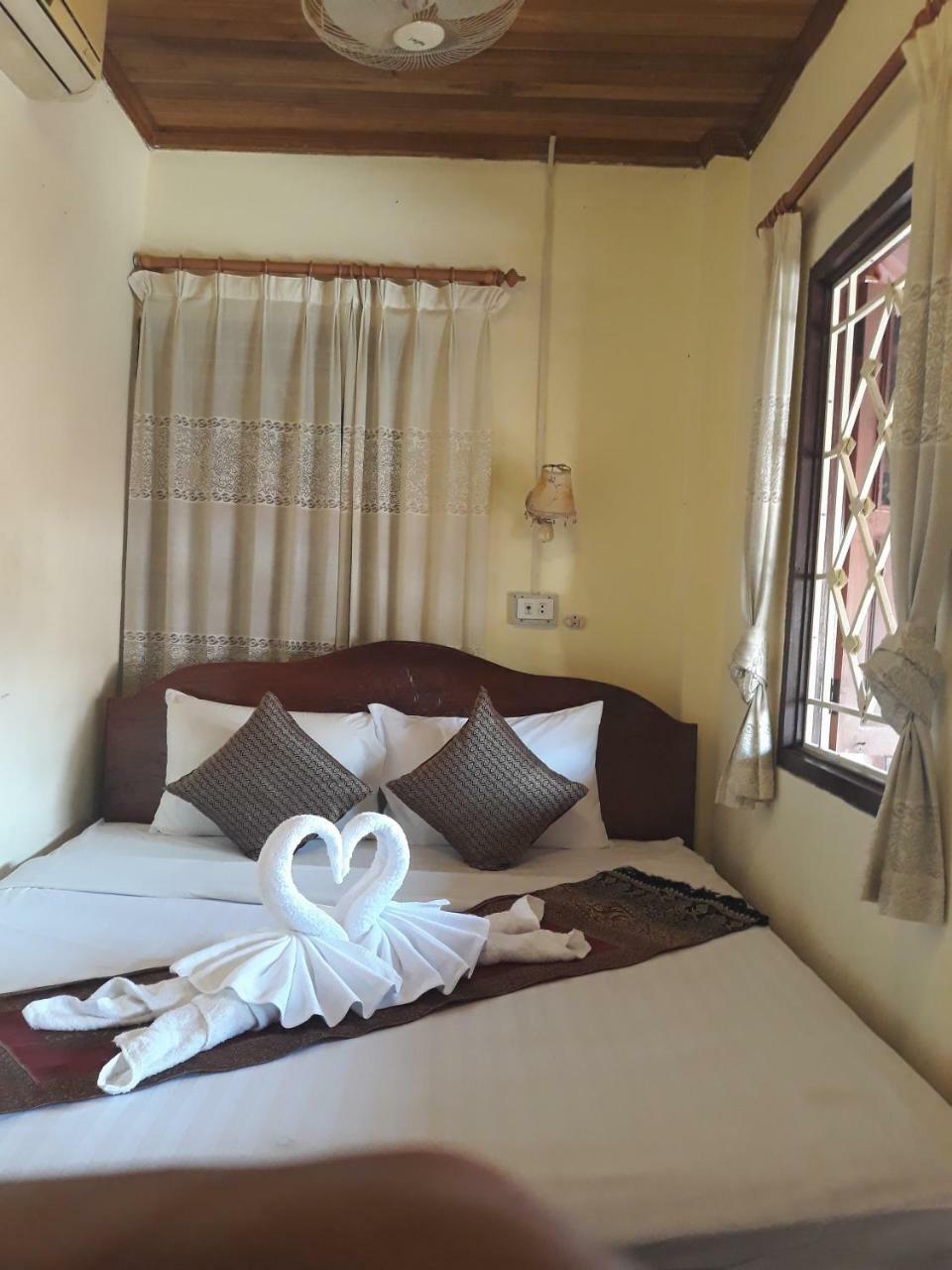 Silikhane Guesthouse Luang Prabang Esterno foto